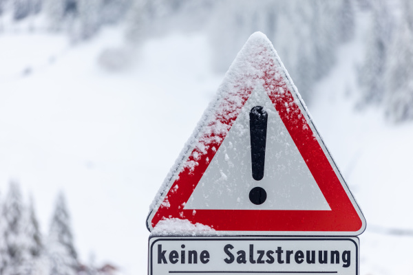 snowy, sign, attention, no, salt, dispersion - 28239403